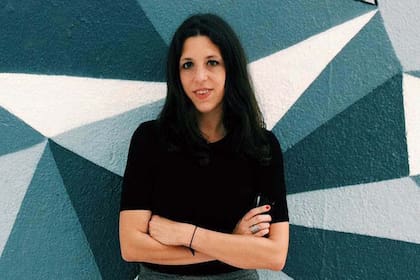 El miércoles, a las 19, Ariana Harwicz conversará con el periodista Maximiliano Tomas en un ciclo que organiza la librería Yenny El Ateneo