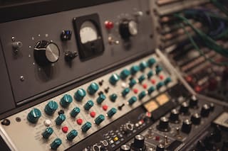 Por qué se celebra hoy el Día del Radioaficionado