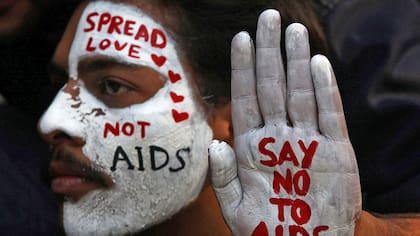 El Día Mundial de la lucha contra el Sida es impulsado por la OMS para subrayar la vigencia de esta enfermedad en el mundo y redoblar los esfuerzos en prevenirla, diagnosticarla y tratarla