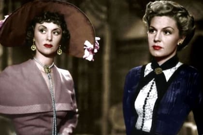 Diana Maggi y Zully Moreno en Nacha Regules (1950)