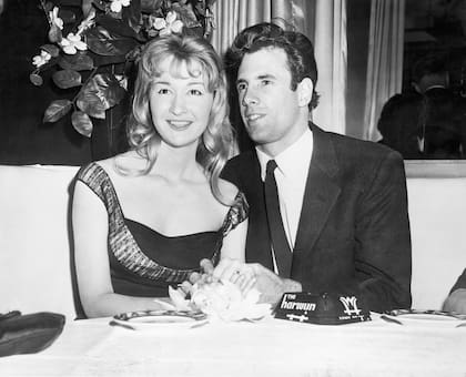 Diane Ladd y Bruce Dern una semana después de pasar por el altar