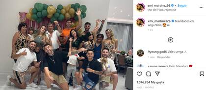 Dibu Martínez festejó junto a su familia en Mar del Plata.