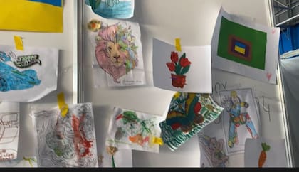 Dibujos de niños en la MoldExpo