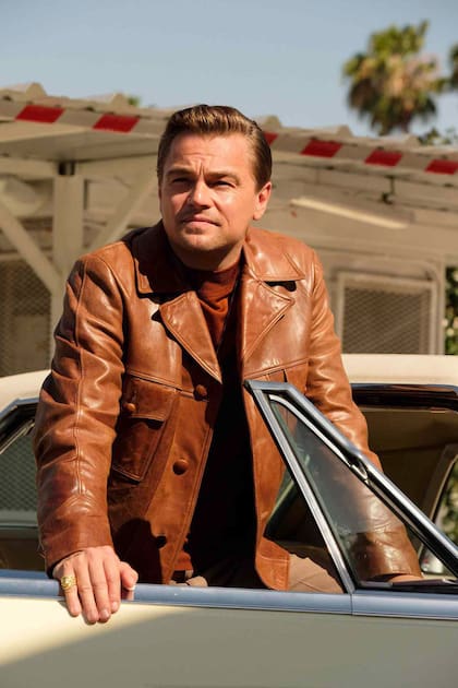 DiCaprio interpreta a Rick Dalton, una estrella de la televisión de los 60, cuya carrera está en declive