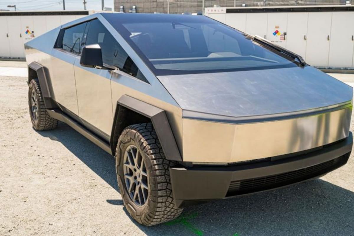 Dicen que la pickup de Elon Musk es indestructible