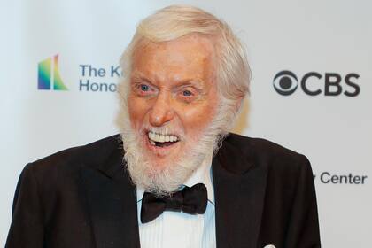Dick Van Dyke tuvo un accidente por el que volverán a tomarle el examen de conducción (Foto de Paul Morigi / Getty Images)