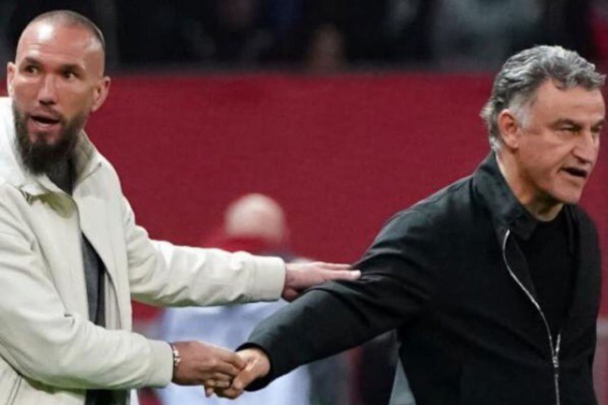 Didier Digard y Christophe Galtier se saludan en un encuentro Niza-PSG