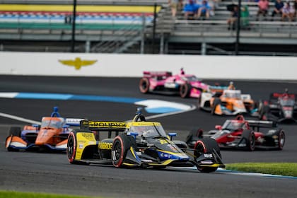 Dieciséis carreras en Estados Unidos y una en Canadá forman el calendario de IndyCar en 2023.