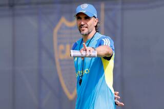 Diego Martínez probó dos equipos y ya tiene uno en mente para el primer partido de su ciclo