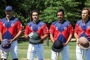 Diego Araya (4), en 2020, cuando jugó la clasificación para Palermo, con Ignacio Negri, Marcos Araya y Felipe Vercellino