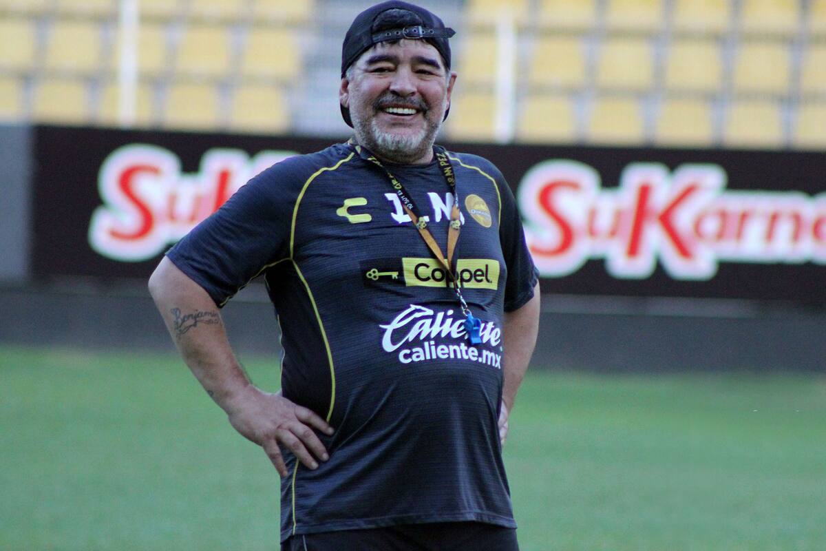 Diego Armando Maradona DT de Dorados de Culiacán
