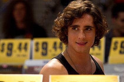 Diego Boneta en la película La era del rock