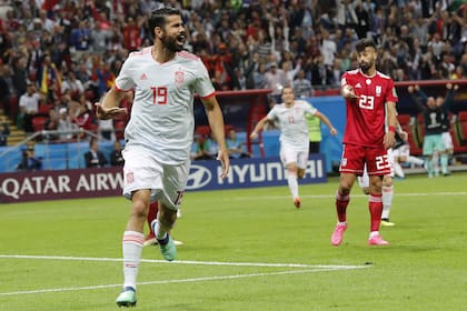 Diego Costa festeja el uno a cero de España