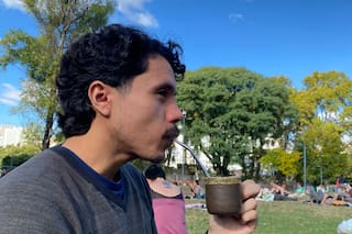 Es mexicano, eligió Buenos Aires y se enamoró de la cultura argentina pero también se enfrentó a su Lado B