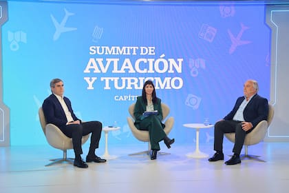 Diego Ferrari (Partner en
CYFA Abogados), Julieta Rumi (LA NACION) y Diego Fargosi (Fargosi Abogados)