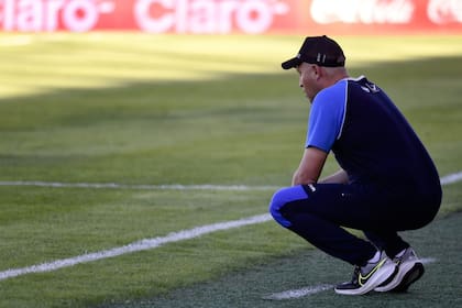 Diego Flores dejó de ser el DT de Gimnasia y Esgrima La Plata