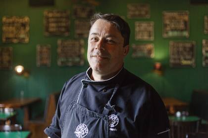 Diego Hugolini es el chef responsable.