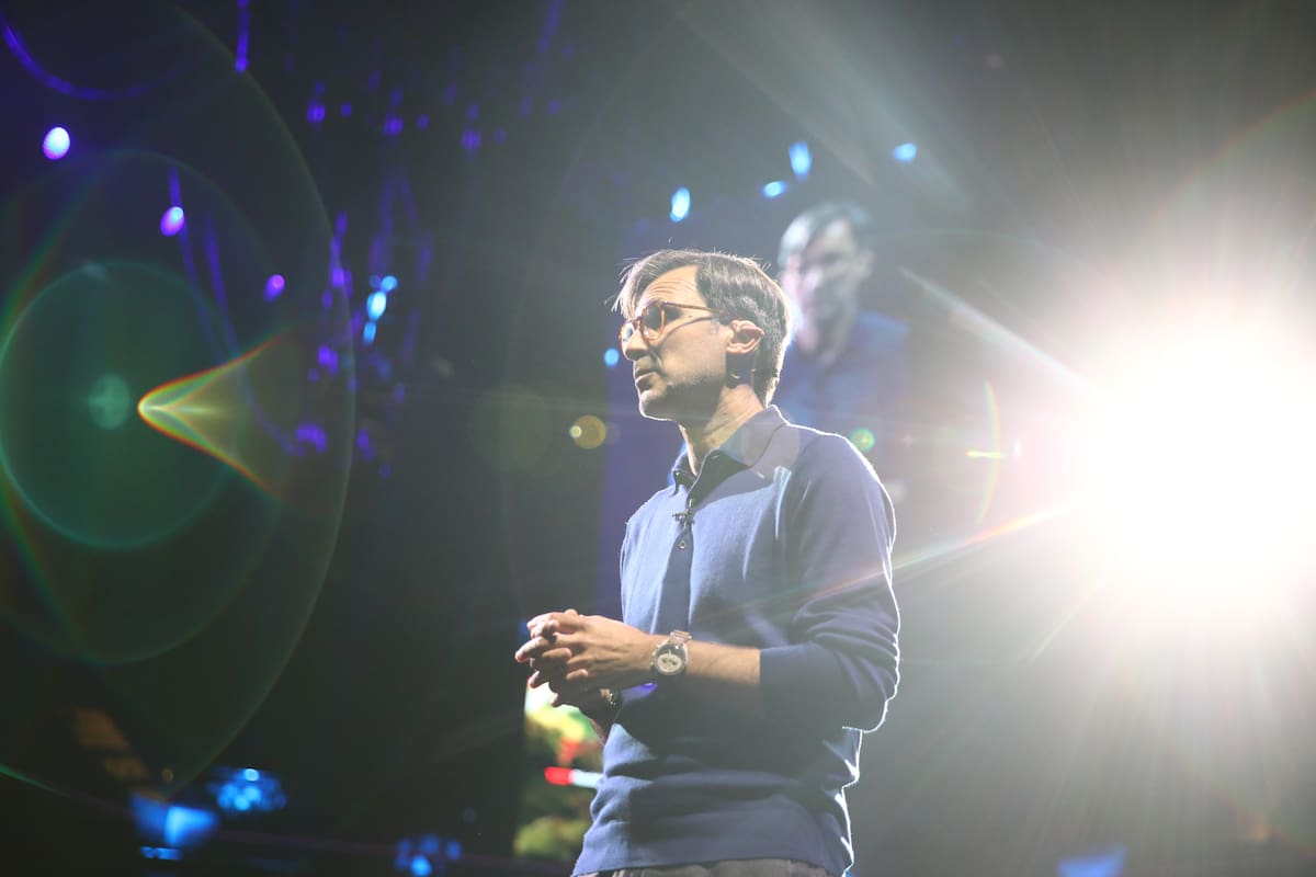 Diego Luque, experto en estrategia y comunicación, dijo que actualmente la IA viene a redefinir la relación que tienen las personas con la creatividad
