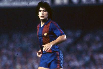 Diego Maradona con la camiseta de Barcelona