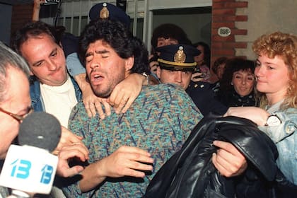 Diego Maradona detenido el el 26 de abril de 1991.