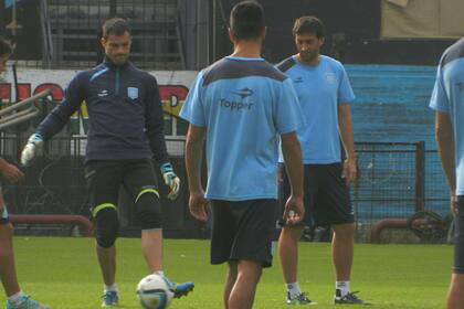 Diego Milito se retiró de la práctica tras la primera parte de la práctica