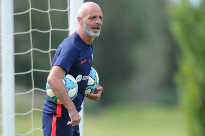Diego Monarriz hará cambios en San Lorenzo para el partido ante Racing