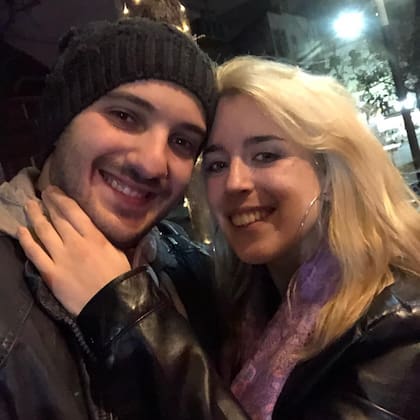 Diego Pais y su novia, Ari