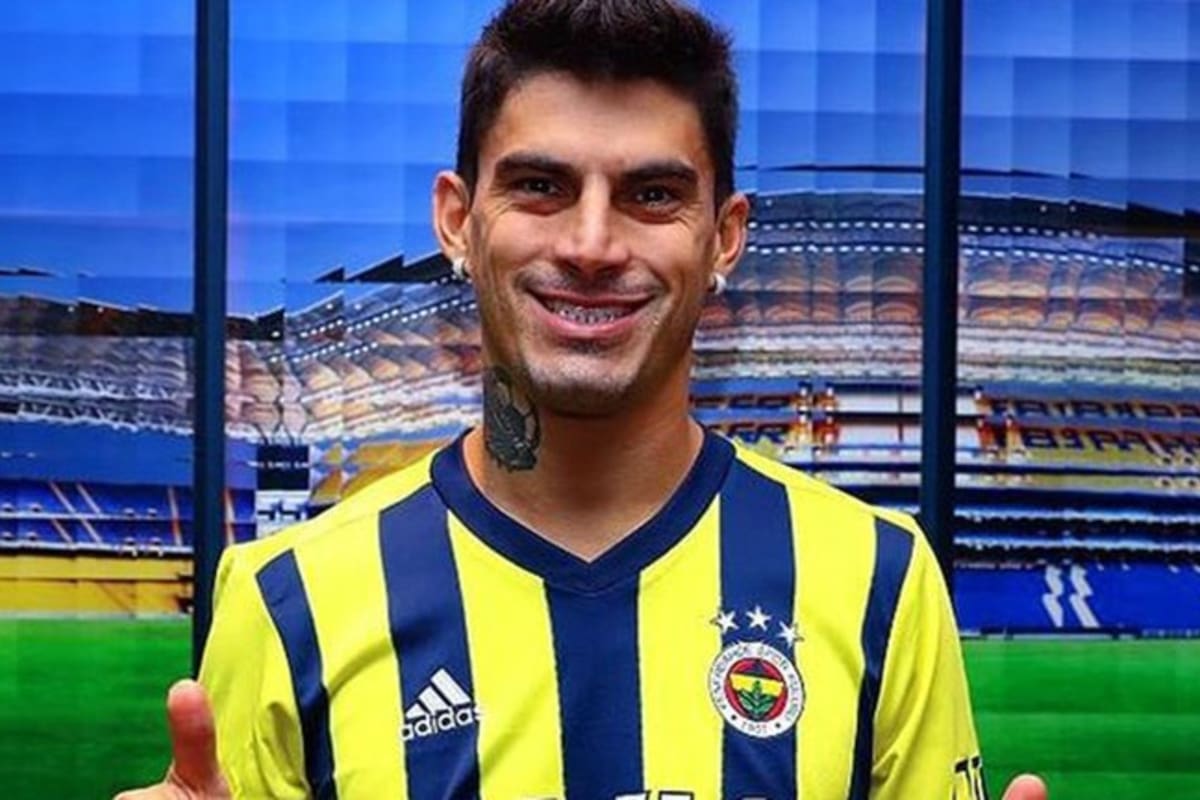Diego Perotti, cuando todo era sonrisas a su llegada al fútbol turco