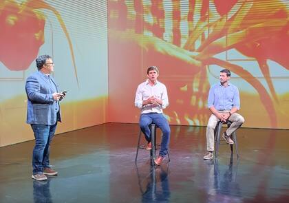 Diego Peydro (periodista), Gonzalo Uranga (Líder de Negocio para Latinoamérica Sur de GDM) y Alejandro García (Gerente Ejecutivo Comercial de Maíz)