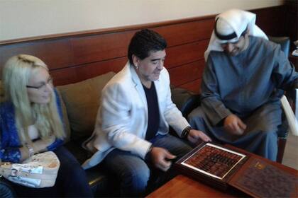 Diego recibe un presente