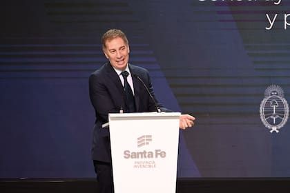 Diego Santilli, durante la cumbre de negocios en Rosario
