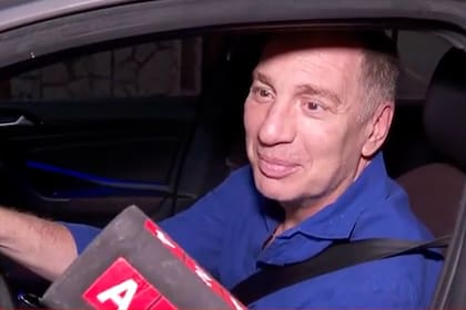 Diego Santilli entrando en la Quinta de Olivos