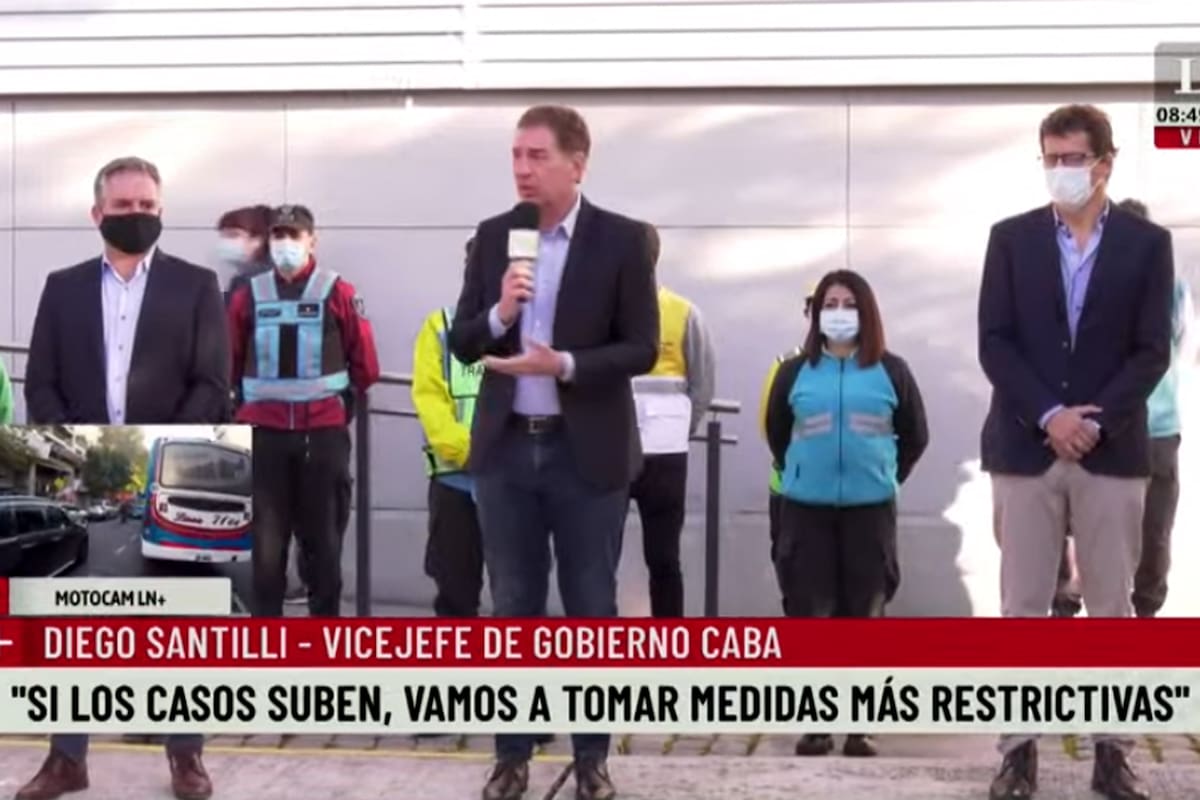 Diego Santilli, vicejefe de gobierno de la Ciudad, advirtió que si los casos suben "vamos a tomar medidas más restrictivas"