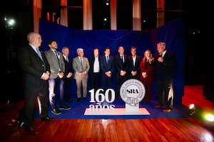 Santilli y siete gobernadores, reunidos por La Rural: “La Argentina se ha puesto en marcha”