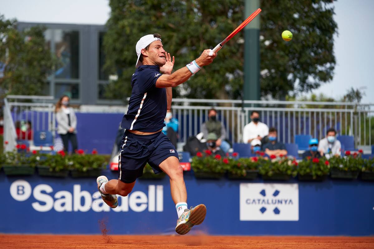 Diego Schwartzman en su último triunfo, contra el francés Corentin Moutet, en Barcelona; ahora, en Madrid, le toca un debut muy difícil, frente al ruso Aslan Karatsev, que lo eliminó del Abierto de Australia este año, en su único enfrentamiento.