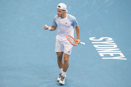 Diego Schwartzman necesitó apenas poco más de una hora ante Nikoloz Basilashvili, de Georgia, en su debut en la ATP Cup