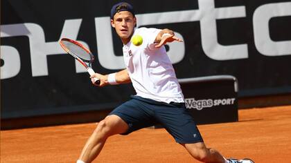 Diego Schwartzman superó a Renzo Olivo