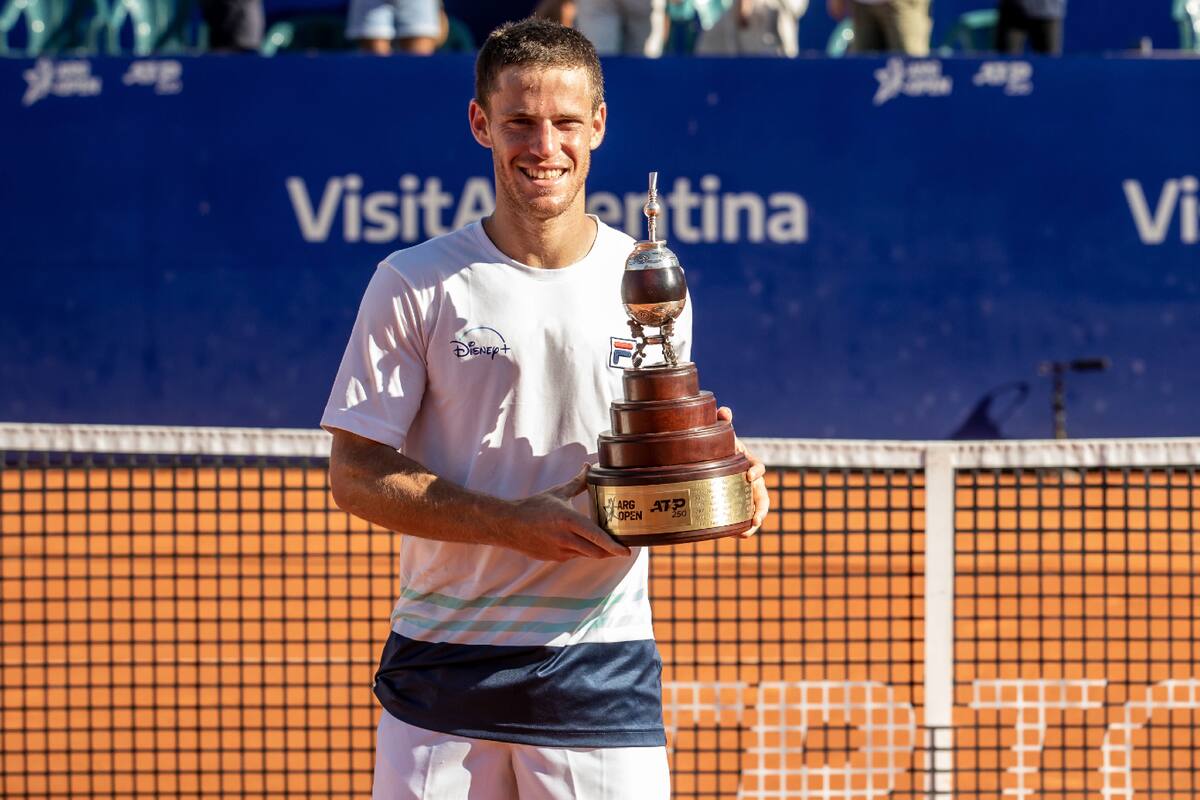 Diego Schwartzman terminará la temporada como número 13 del mundo; en marzo fue campeón en Buenos Aires.