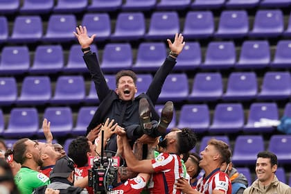 Diego Simeone celebrando el título de La Liga 2021