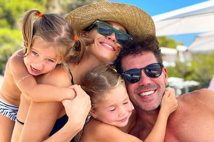 Diego Simeone disfrutó de unos días de vacaciones con su familia en la Costa Azul