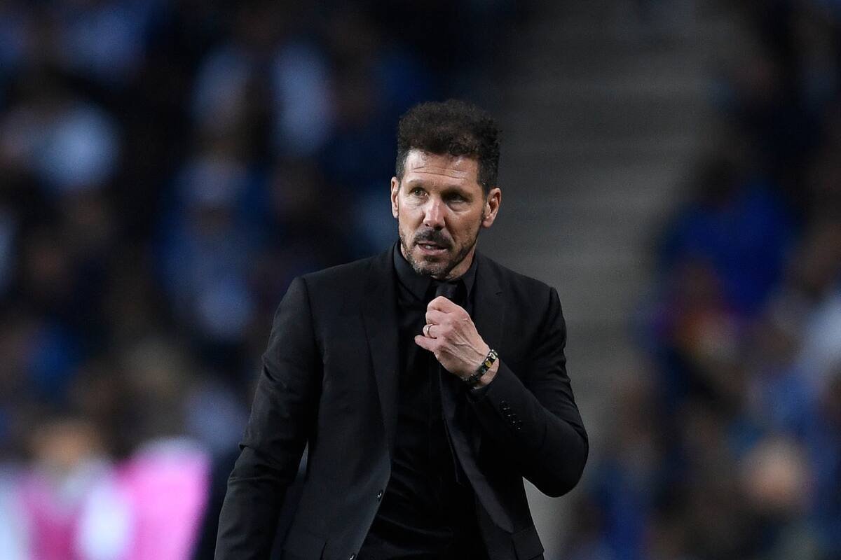 Diego Simeone, entrenador de Atlético Madrid, donde juegan los argentinos Ángel Correa, Nahuel Molina y Rodrigo de Paul