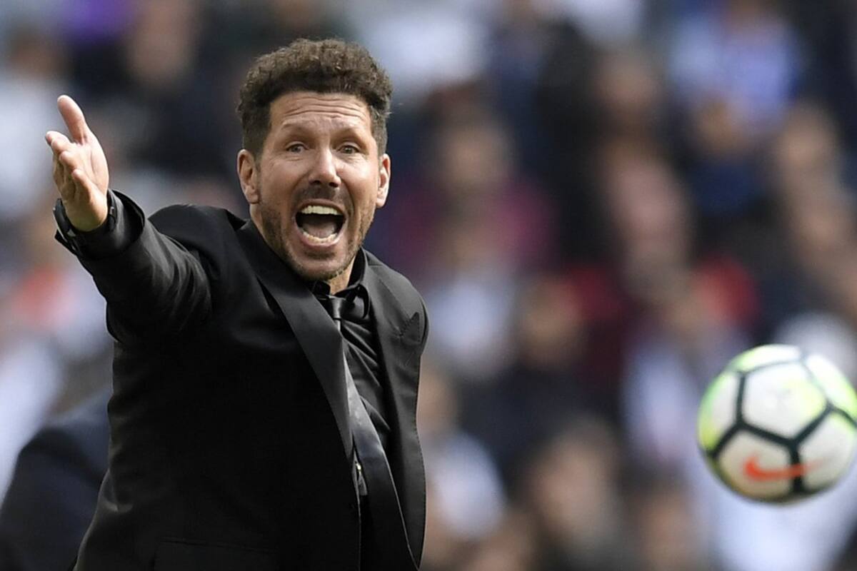 Diego Simeone, entrenador de Atlético Madrid. Su equipo goleó por 5-2 a Granada