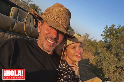 Diego Simeone y Carla Pereyra durante sus vacaciones África.