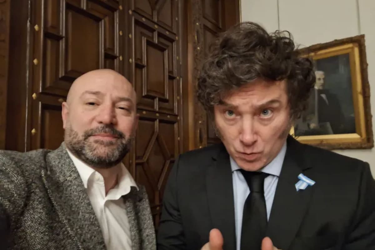 Diego Spagnuolo y Javier Milei. El ex director de la Agencia Nacional de Discapacidad fue desplazado del Gobierno luego de que se conocieran audios que hablan de supuestas coimas