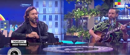 Diego Torres durante su visita en Los Mammones