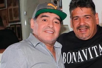Diego y Hugo Maradona