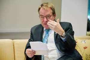 El embajador de Alemania admite que "falta confianza y seguridad jurídica" para la llegada de inversiones