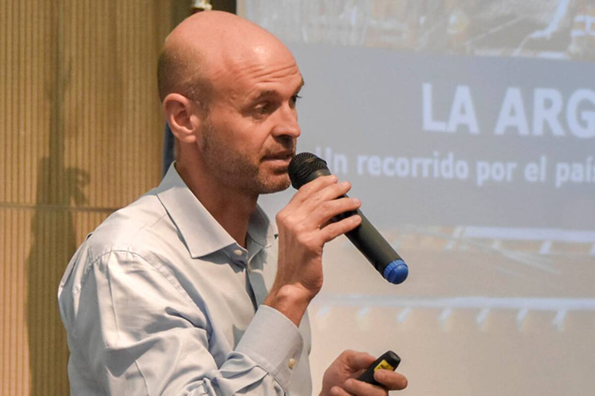 Dietrich disertó ayer en Córdoba