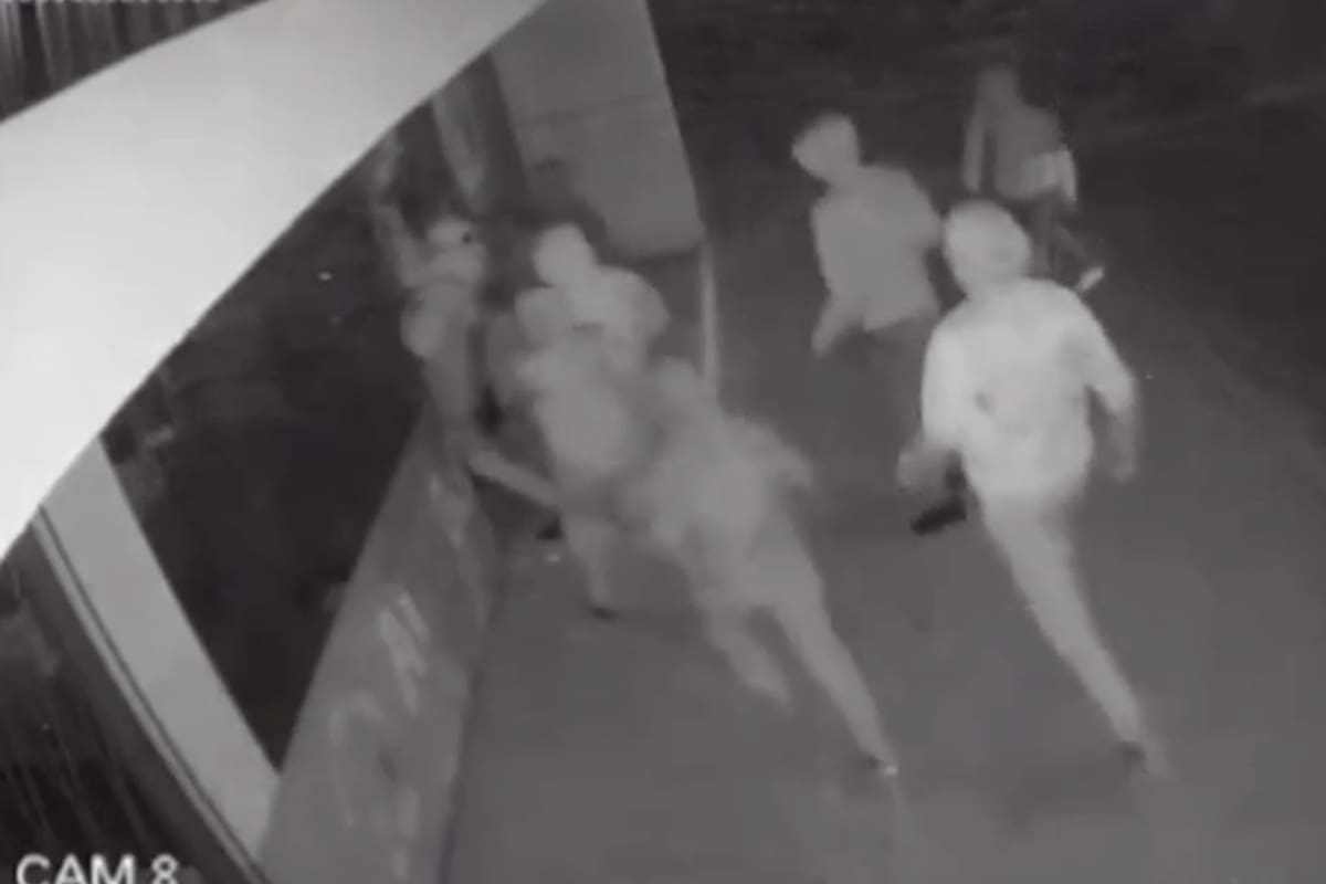 Diez personas fueron detenidas después de romper las vidrieras de un supermercado en Río Cuarto