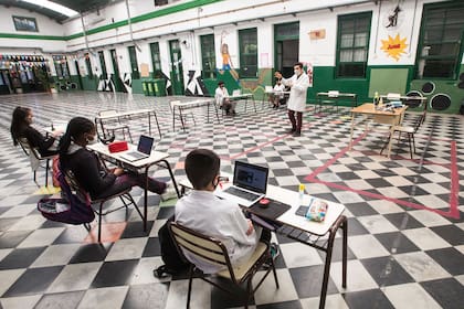 Diez provincias que ya permitieron el regreso físico a las aulas para ciertas actividades educativas